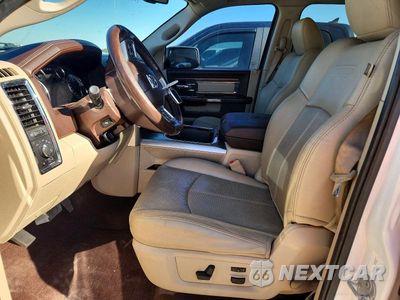 Zdjęcie 7 z 12 samochodu: 2018 RAM 1500 LARAMIE VIN:1C6RR6NM1JS245317 - miniatura