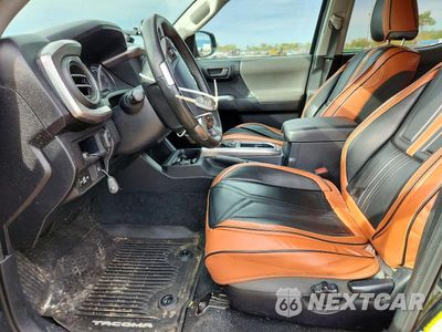 Zdjęcie 7 z 12 samochodu: 2019 TOYOTA TACOMA SR5 V6 VIN:3TMCZ5ANXKM201043 - miniatura