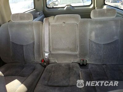 Zdjęcie 10 z 13 samochodu: 2004 CHEVROLET SUBURBAN C1500 VIN:3GNEC16ZX4G342217 - miniatura