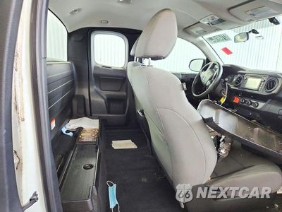 Zdjęcie 10 z 12 samochodu: 2017 TOYOTA TACOMA SR VIN:5TFRX5GN6HX077038 - miniatura