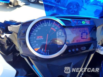 Zdjęcie 7 z 9 samochodu: 2012 SUZUKI GSX-R1000 VIN:JS1GT78A6C2101042 - miniatura