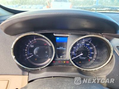Zdjęcie 9 z 12 samochodu: 2012 HYUNDAI SONATA HYBRID VIN:KMHEC4A48CA023137 - miniatura