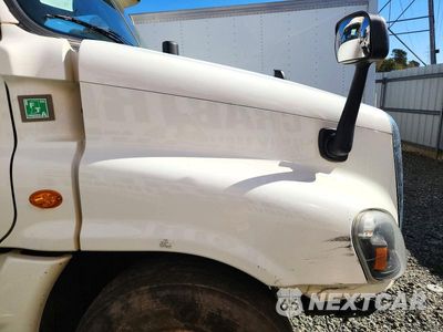 Zdjęcie 10 z 13 samochodu: 2018 FREIGHTLINER CASCADIA 125 SEMI TRUCK VIN:1FUJGEDR2JLJW9306 - miniatura
