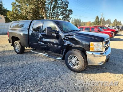 Czwarte zdjęcie samochodu z boku: 2007 CHEVROLET SILVERADO K2500 HEAVY DUTY VIN:1GCHK29687E573869 - miniatura