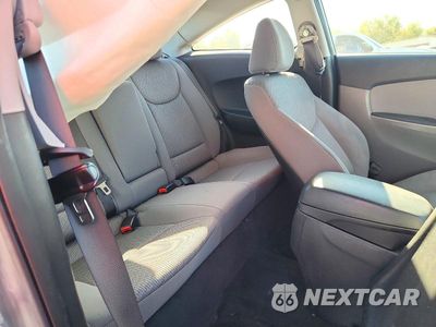 Zdjęcie 10 z 13 samochodu: 2014 HYUNDAI ELANTRA COUPE BASE VIN:KMHDH6AH0EU029673 - miniatura