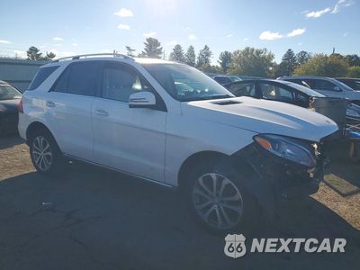 Czwarte zdjęcie samochodu z boku: 2016 MERCEDES-BENZ GLE 350 VIN:4JGDA5JB3GA769667 - miniatura