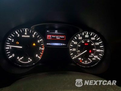Zdjęcie 9 z 13 samochodu: 2017 NISSAN PATHFINDER SV VIN:5N1DR2MN8HC652766 - miniatura