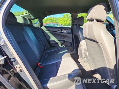 Zdjęcie 10 z 12 samochodu: 2019 HONDA CIVIC SPORT VIN:19XFC2F83KE014379 - miniatura