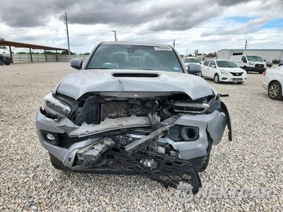 Piąte zdjęcie samochodu w środku: 2020 TOYOTA TACOMA TRD SPORT VIN:5TFAZ5CN7LX094484 - miniatura
