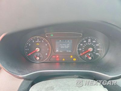 Zdjęcie 9 z 13 samochodu: 2019 KIA SORENTO LX VIN:5XYPG4A39KG452875 - miniatura