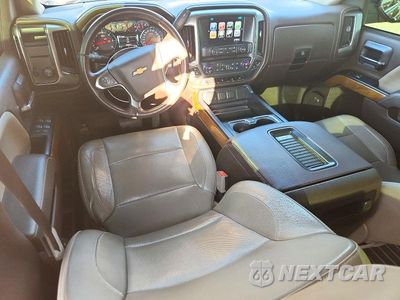 Zdjęcie 8 z 12 samochodu: 2018 CHEVROLET SILVERADO C1500 LTZ VIN:3GCPCSEC0JG207988 - miniatura