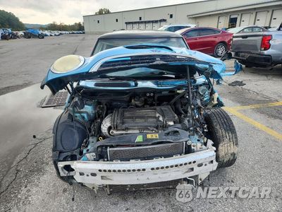 Piąte zdjęcie samochodu w środku: 2004 MINI COOPER S VIN:WMWRE33474TD77826 - miniatura