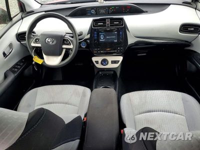 Zdjęcie 8 z 12 samochodu: 2018 TOYOTA PRIUS TWO VIN:JTDKBRFU1J3590520 - miniatura