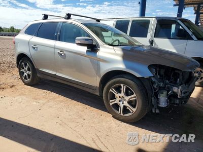 Czwarte zdjęcie samochodu z boku: 2013 VOLVO XC60 T6 VIN:YV4902DZ0D2383814 - miniatura