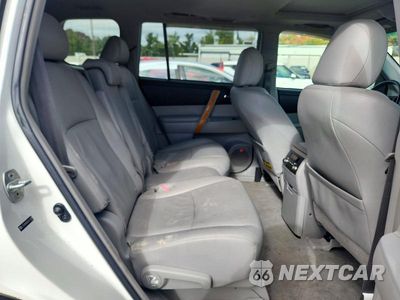 Zdjęcie 11 z 13 samochodu: 2008 TOYOTA HIGHLANDER HYBRID LIMITED VIN:JTEEW44AX82014885 - miniatura