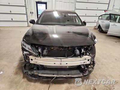 Piąte zdjęcie samochodu w środku: 2018 TOYOTA CAMRY SE VIN:4T1B11HK0JU533375 - miniatura