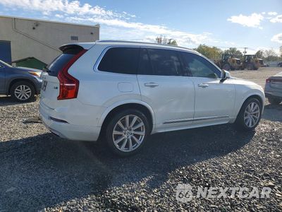 Trzecie zdjęcie samochodu z tyłu: 2017 VOLVO XC90 T6 VIN:YV4A22PL2H1164833 - miniatura
