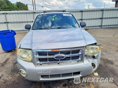 Piąte zdjęcie samochodu w środku: 2009 FORD ESCAPE XLT VIN:1FMCU037X9KA94380 - miniatura