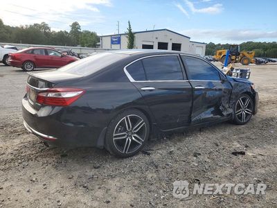 Trzecie zdjęcie samochodu z tyłu: 2017 HONDA ACCORD SPORT VIN:1HGCR2F5XHA273858 - miniatura