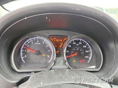 Zdjęcie 9 z 13 samochodu: 2014 NISSAN VERSA NOTE SV VIN:3N1CE2CP4EL379147 - miniatura
