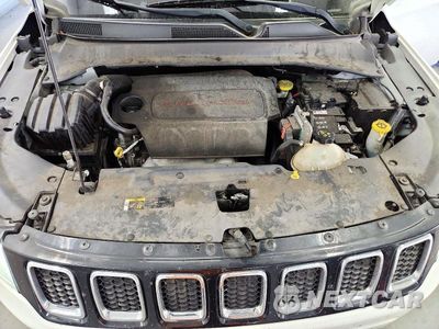 Zdjęcie 12 z 13 samochodu: 2018 JEEP COMPASS LIMITED VIN:3C4NJDCB6JT360160 - miniatura