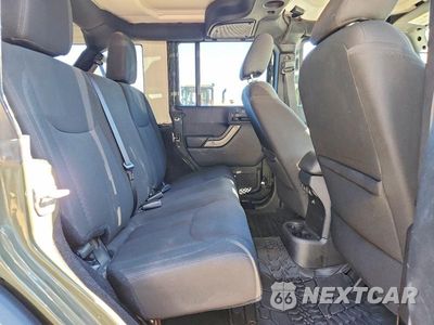 Zdjęcie 11 z 13 samochodu: 2016 JEEP WRANGLER UNLIMITED SPORT VIN:1C4BJWDG3GL107939 - miniatura
