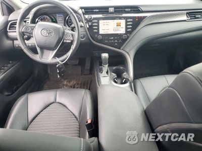 Zdjęcie 8 z 12 samochodu: 2020 TOYOTA CAMRY SE VIN:4T1J11AK1LU393717 - miniatura