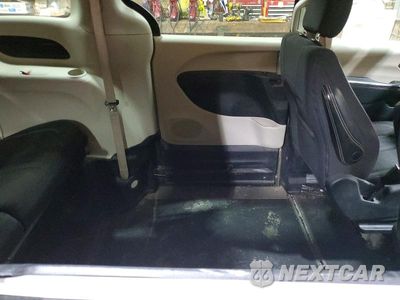 Zdjęcie 11 z 13 samochodu: 2023 CHRYSLER VOYAGER LX VIN:2C4RC1CG0PR587796 - miniatura