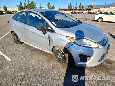 Czwarte zdjęcie samochodu z boku: 2013 FORD FIESTA SE VIN:3FADP4BJ7DM165501 - miniatura