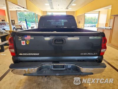 Zdjęcie 6 z 12 samochodu: 2005 CHEVROLET SILVERADO K1500 VIN:1GCEK19Z35Z154776 - miniatura