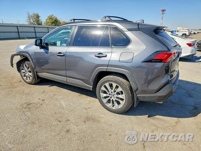 Drugie zdjęcie samochodu z przodu: 2021 TOYOTA RAV4 XLE PREMIUM VIN:2T3A1RFVXMW160588 - miniatura