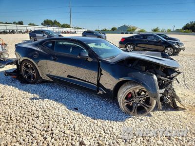 Czwarte zdjęcie samochodu z boku: 2018 CHEVROLET CAMARO SS VIN:1G1FE1R72J0183395 - miniatura