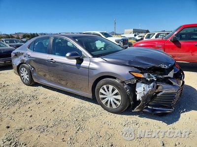 Czwarte zdjęcie samochodu z boku: 2023 TOYOTA CAMRY LE VIN:4T1C31AK9PU609502 - miniatura