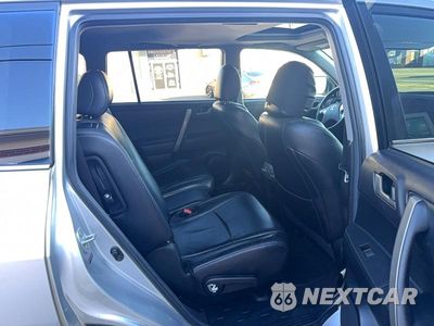 Zdjęcie 6 z 14 samochodu: 2011 TOYOTA HIGHLANDER SE VIN:5TDBK3EH9BS090123 - miniatura