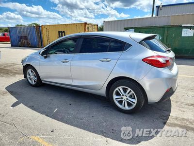Drugie zdjęcie samochodu z przodu: 2018 CHEVROLET CRUZE LT VIN:3G1BE6SM0JS567762 - miniatura