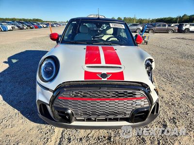 Piąte zdjęcie samochodu w środku: 2023 MINI COOPER JOHN COOPER WORKS VIN:WMW63DL0XP3P33814 - miniatura