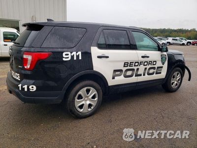 Trzecie zdjęcie samochodu z tyłu: 2019 FORD EXPLORER POLICE INTERCEPTOR VIN:1FM5K8AR0KGA19987 - miniatura