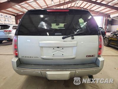 Zdjęcie 6 z 13 samochodu: 2014 GMC YUKON XL DENALI VIN:1GKS2MEF0ER131542 - miniatura