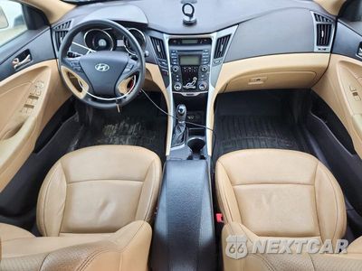 Zdjęcie 8 z 13 samochodu: 2013 HYUNDAI SONATA GLS VIN:5NPEB4ACXDH691742 - miniatura