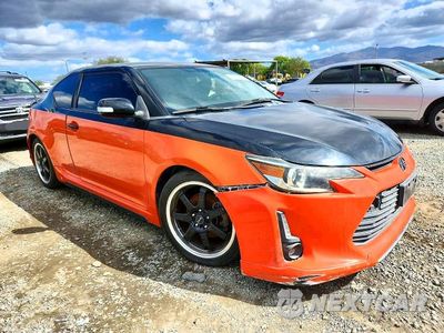 Czwarte zdjęcie samochodu z boku: 2015 SCION TC RELEASE SERIES 9.0 VIN:JTKJF5C75FJ008664 - miniatura