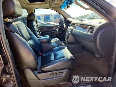 Zdjęcie 7 z 14 samochodu: 2011 GMC YUKON DENALI VIN:1GKS1EEF3BR201572 - miniatura
