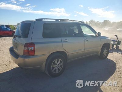 Trzecie zdjęcie samochodu z tyłu: 2006 TOYOTA HIGHLANDER BASE VIN:JTEDP21A160103528 - miniatura