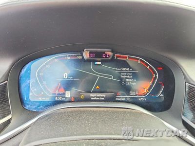 Zdjęcie 9 z 12 samochodu: 2021 BMW 750 XI VIN:WBA7U2C01MCG05322 - miniatura