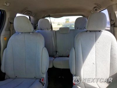 Zdjęcie 10 z 13 samochodu: 2012 TOYOTA SIENNA BASE 7-PASSENGER VIN:5TDKA3DC4CS011810 - miniatura