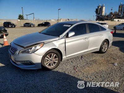 2015 HYUNDAI SONATA SE 5NPE24AF2FH013483 - główne zdjęcie licytacji z USA - miniatura