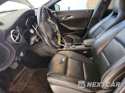 Zdjęcie 7 z 12 samochodu: 2017 MERCEDES-BENZ CLA 250 4MATIC VIN:WDDSJ4GB5HN406882 - miniatura