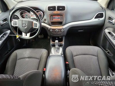 Zdjęcie 8 z 13 samochodu: 2020 DODGE JOURNEY SE VIN:3C4PDCAB3LT194776 - miniatura