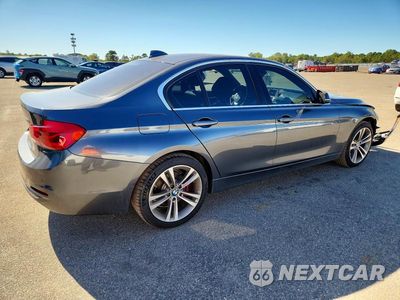 Trzecie zdjęcie samochodu z tyłu: 2017 BMW 330 I VIN:WBA8B9G55HNU49012 - miniatura