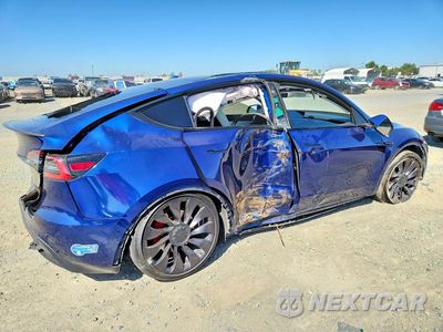 Trzecie zdjęcie samochodu z tyłu: 2021 TESLA MODEL Y VIN:5YJYGDEF6MF264012 - miniatura