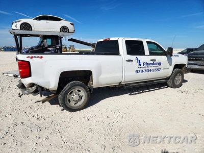Trzecie zdjęcie samochodu z tyłu: 2016 CHEVROLET SILVERADO K2500 HEAVY DUTY VIN:1GC1KUEG7GF230329 - miniatura